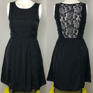 AEO Black Sleeveless Laced Open Back Dress Size 2